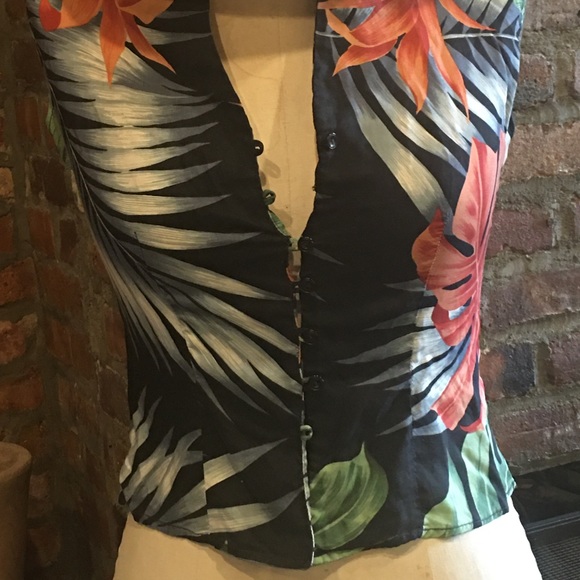Gorgeous, unique sleeveless top, authentic vintage. Beautiful tropical print. - Picture 2 of 5